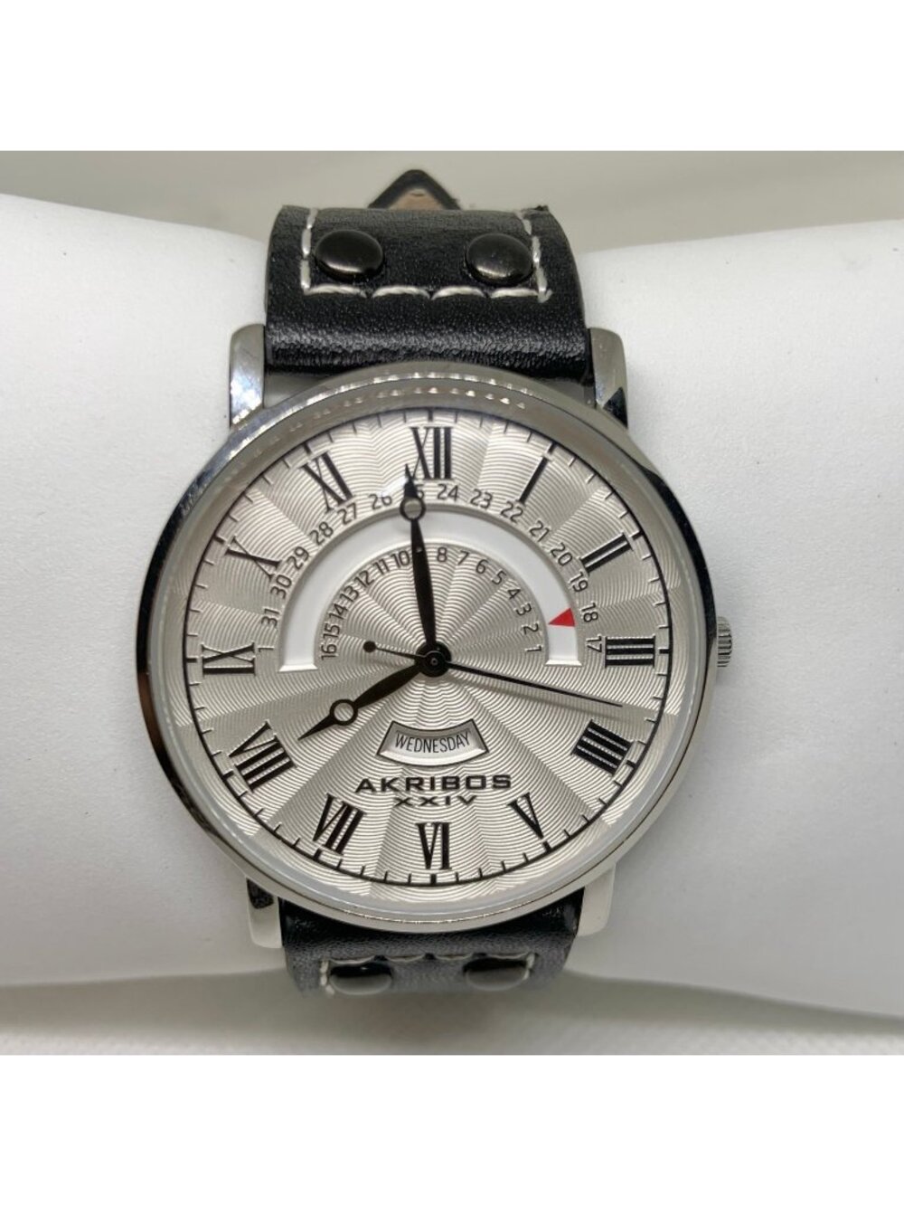 Akribos XXIV Men's SilverAkribos XXIV Men's Silver Dial Black Leather Band Watch